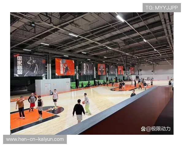 网球俱乐部推动基层场馆青训的社区合作与公益活动，网球俱乐部业务范围
